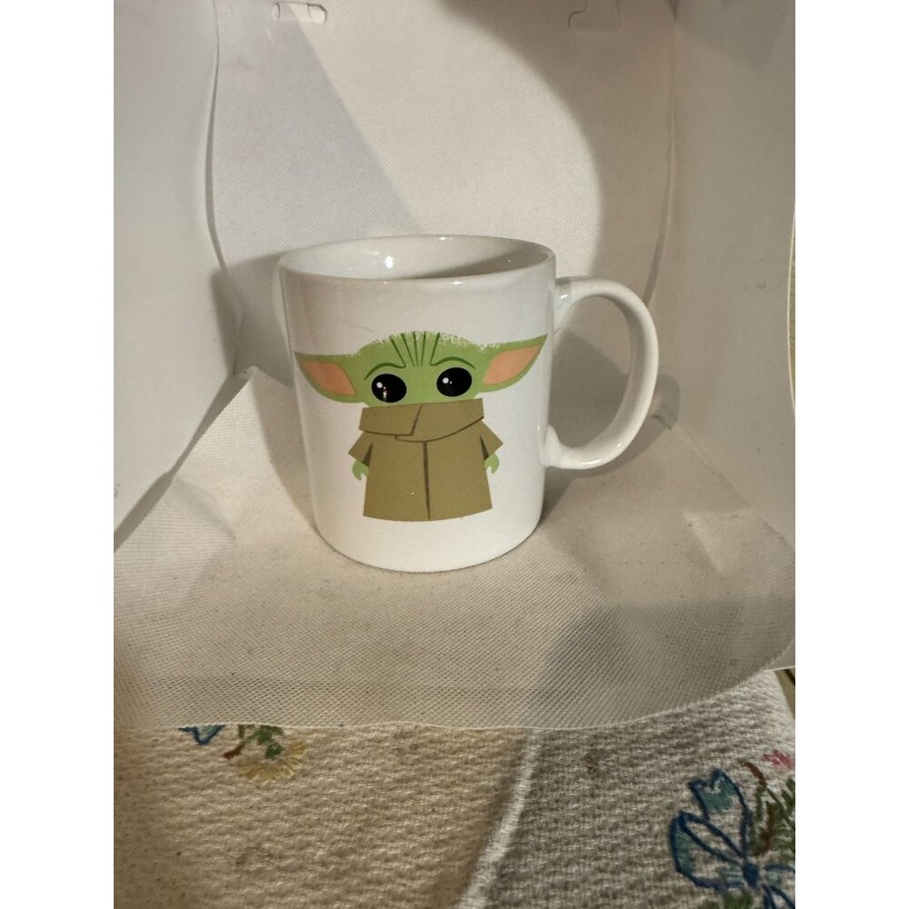 Star Wars Baby Yoda Coffee Mug 20 Oz Ceramic Silver Buffalo Microwave & Dishwash